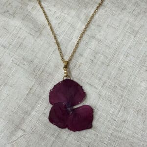 Collier Hortensia rouge